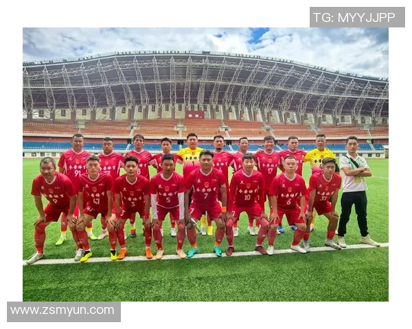 拉萨足球明星女球员名单及精彩照片展示